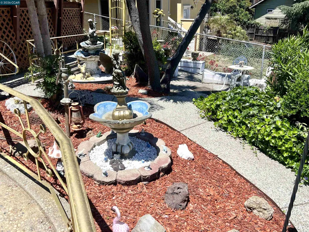 694 Renfrew Road El Sobrante CA 94803