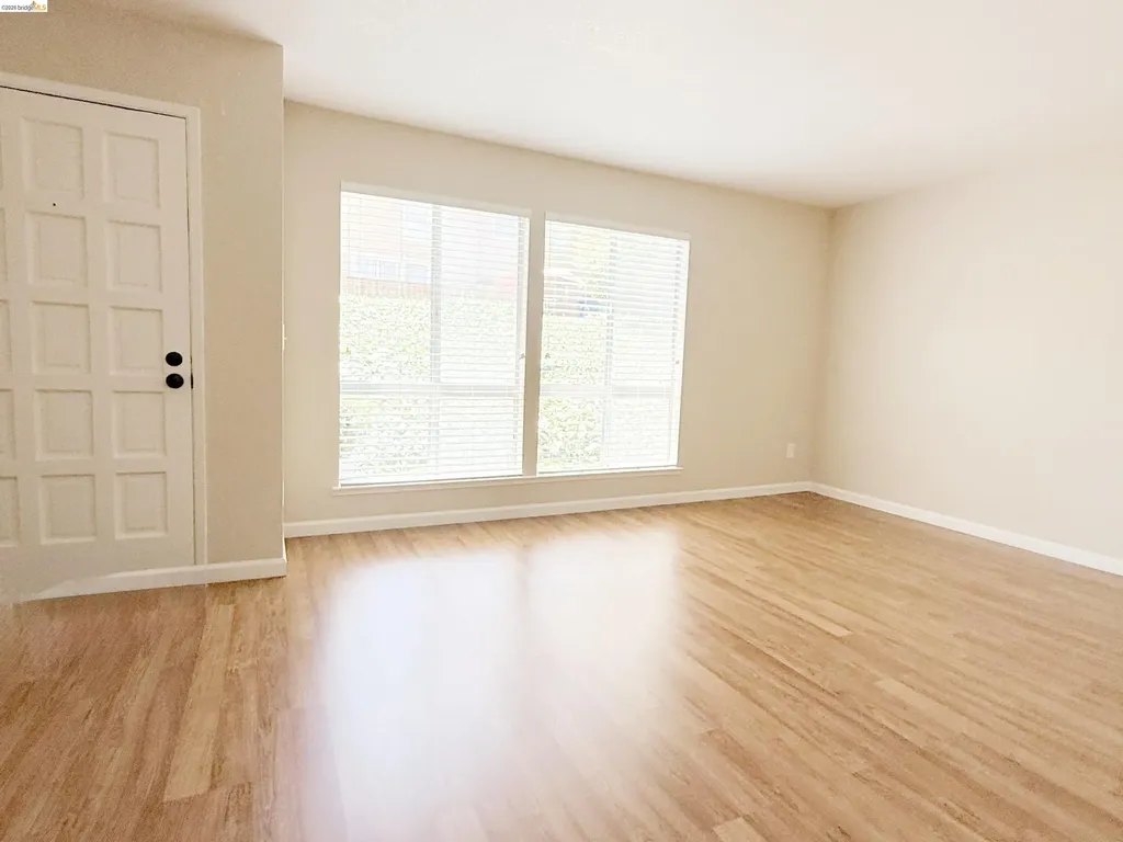 1223 Marionola Way Pinole CA 94564