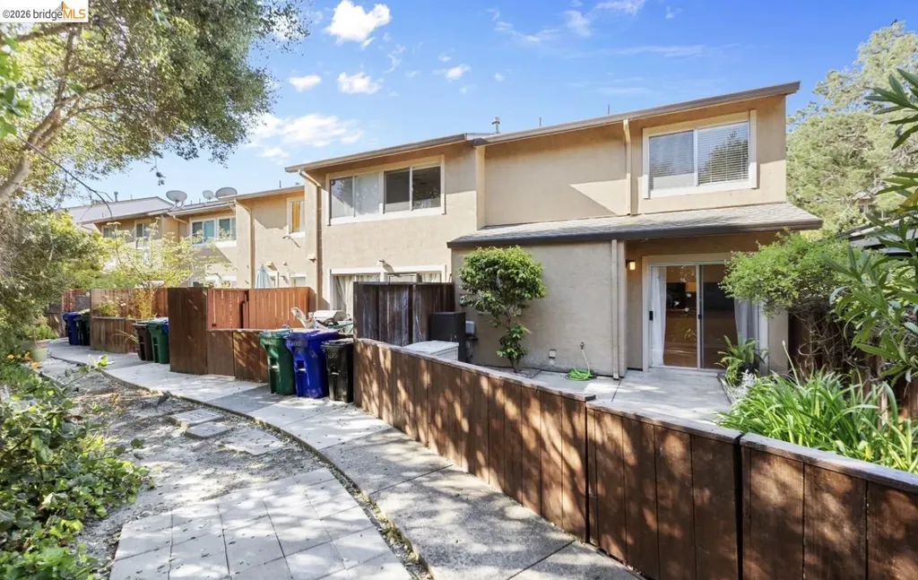 1223 Marionola Way Pinole CA 94564