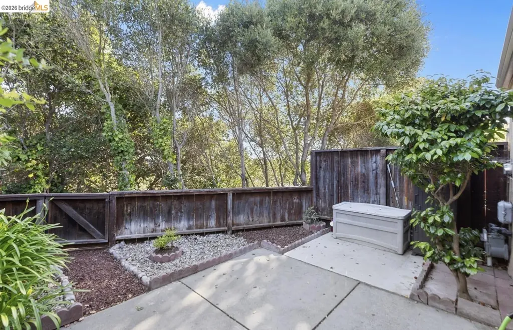 1223 Marionola Way Pinole CA 94564