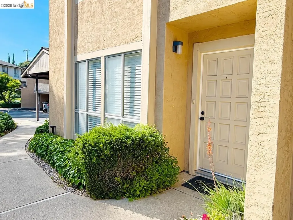 1223 Marionola Way Pinole CA 94564
