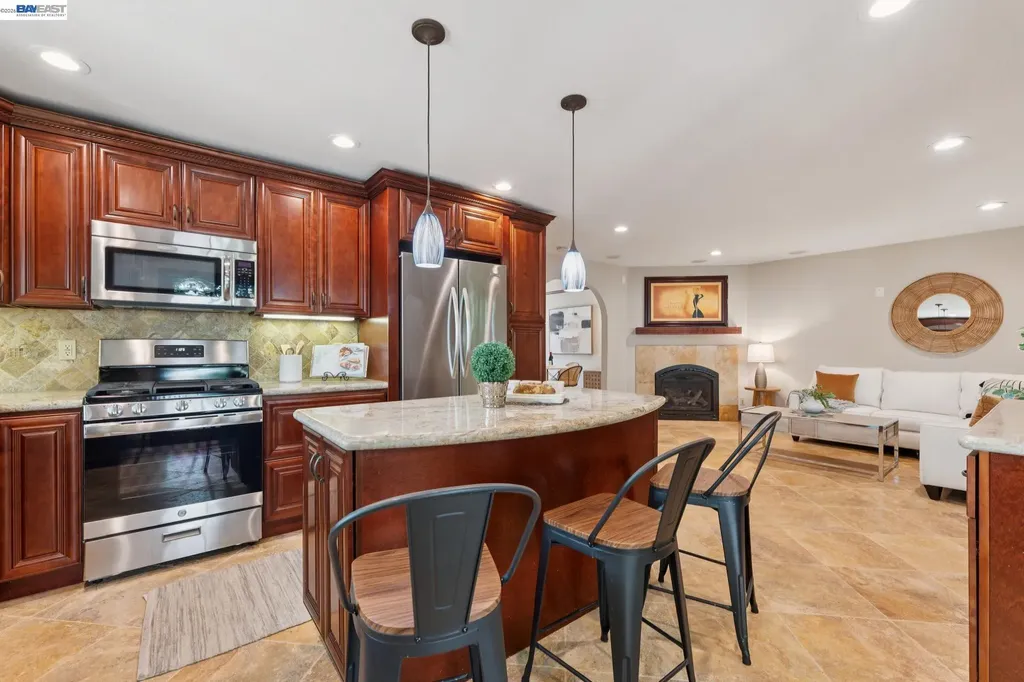 1501 8th Street Alameda CA 94501
