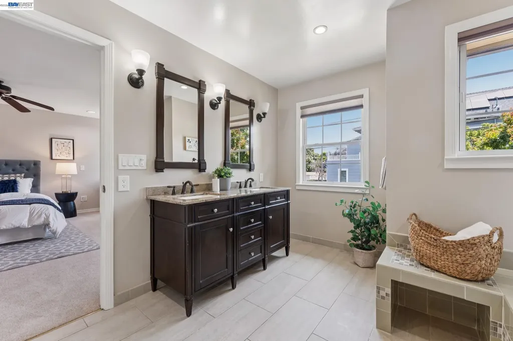 1501 8th Street Alameda CA 94501