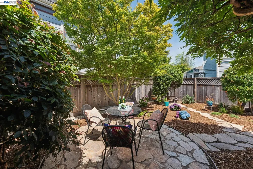 1501 8th Street Alameda CA 94501