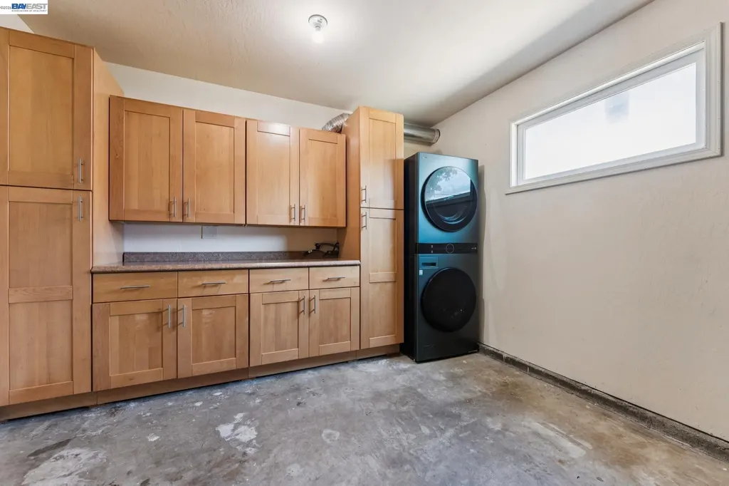1501 8th Street Alameda CA 94501