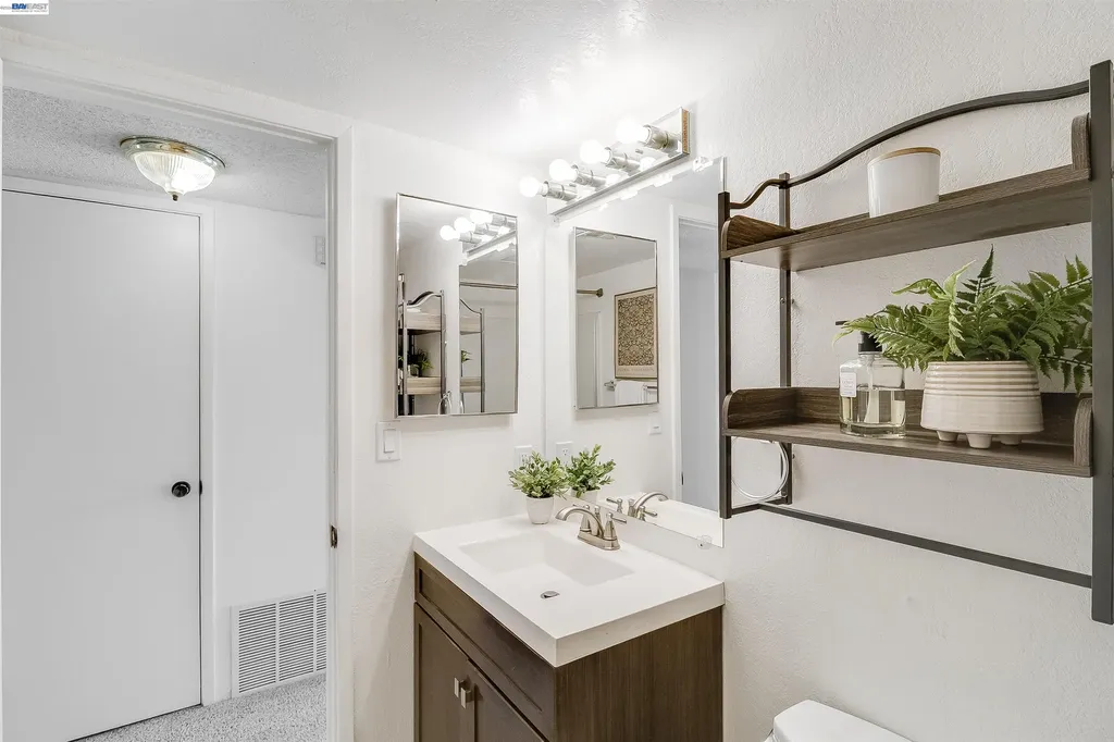 1851 Harrison Street Concord CA 94520