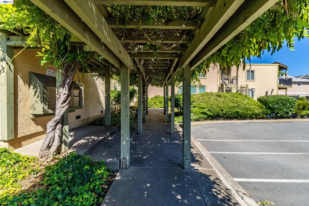 1851 Harrison Street Concord CA 94520