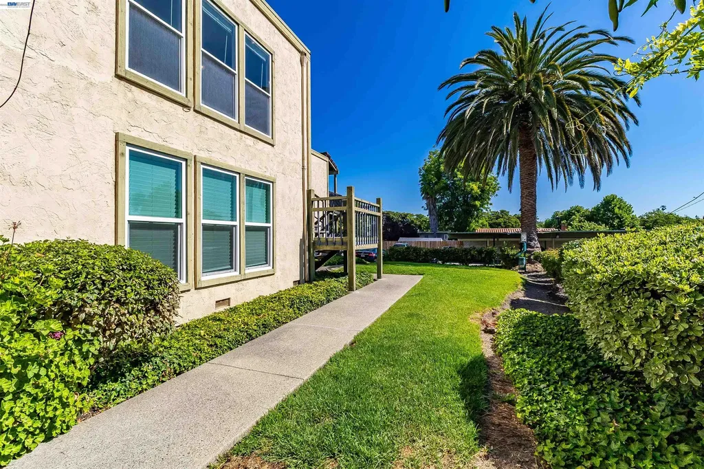 1851 Harrison Street Concord CA 94520