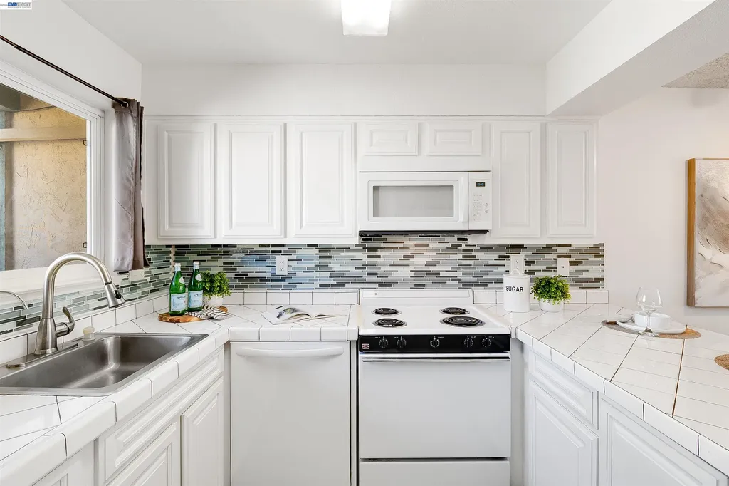 1851 Harrison Street Concord CA 94520