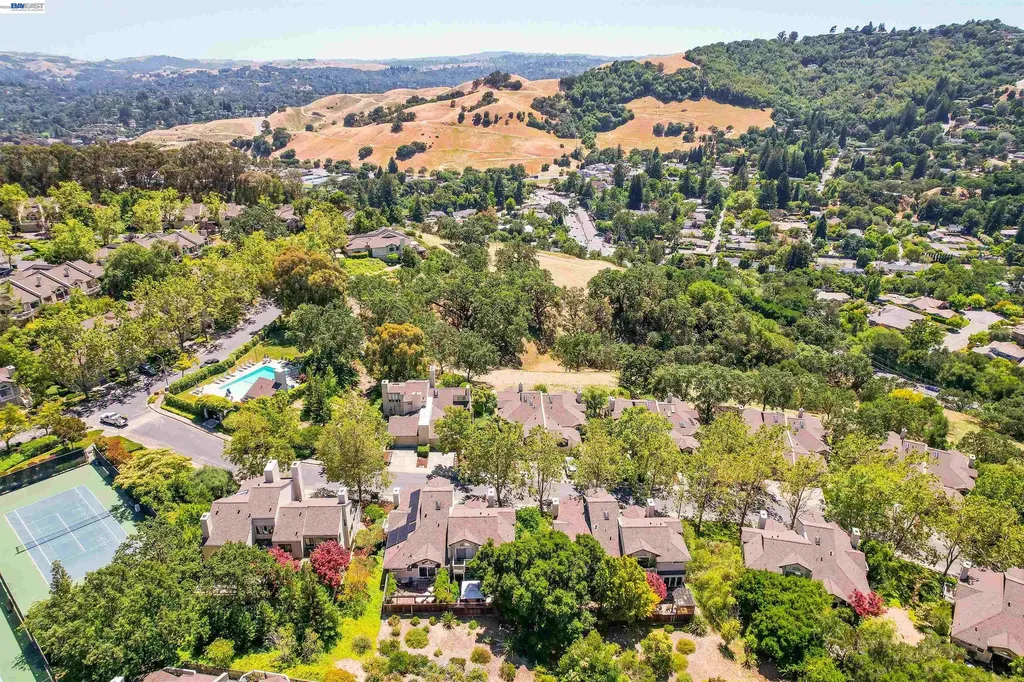 1934 Beacon Ridge Court Walnut Creek CA 94597