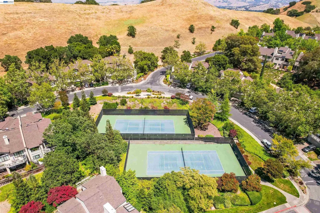 1934 Beacon Ridge Court Walnut Creek CA 94597