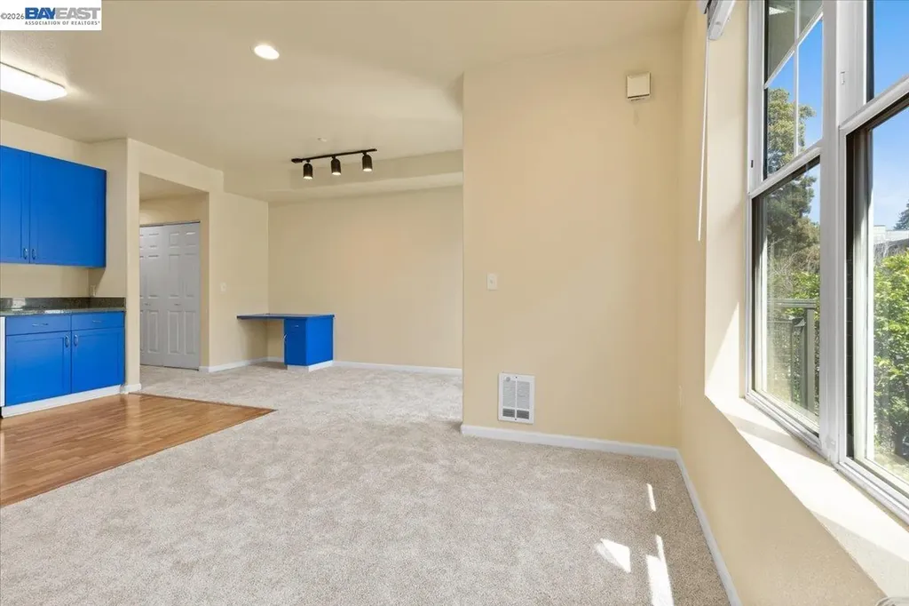 1121 40th Street Emeryville CA 94608