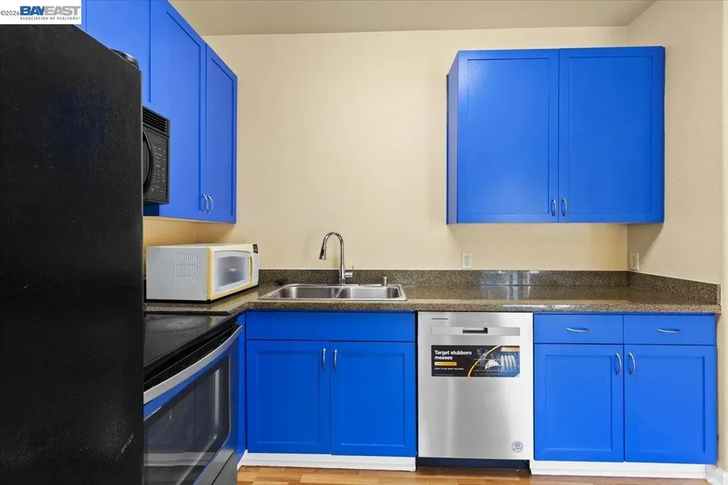 1121 40th Street Emeryville CA 94608