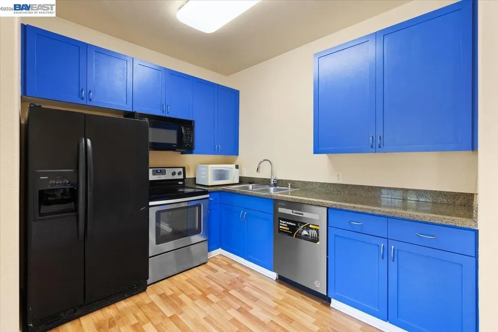 1121 40th Street Emeryville CA 94608