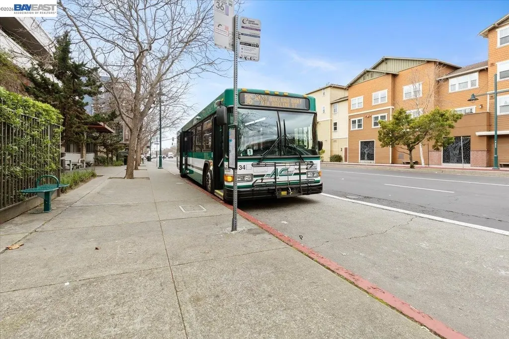 1121 40th Street Emeryville CA 94608