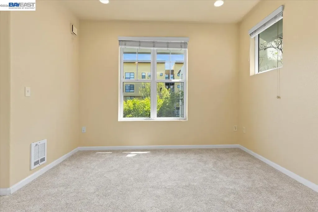 1121 40th Street Emeryville CA 94608