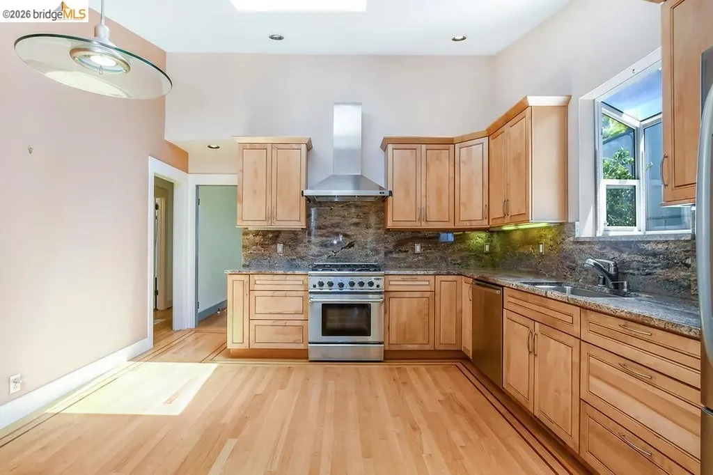 2418 Jefferson Avenue Berkeley CA 94703
