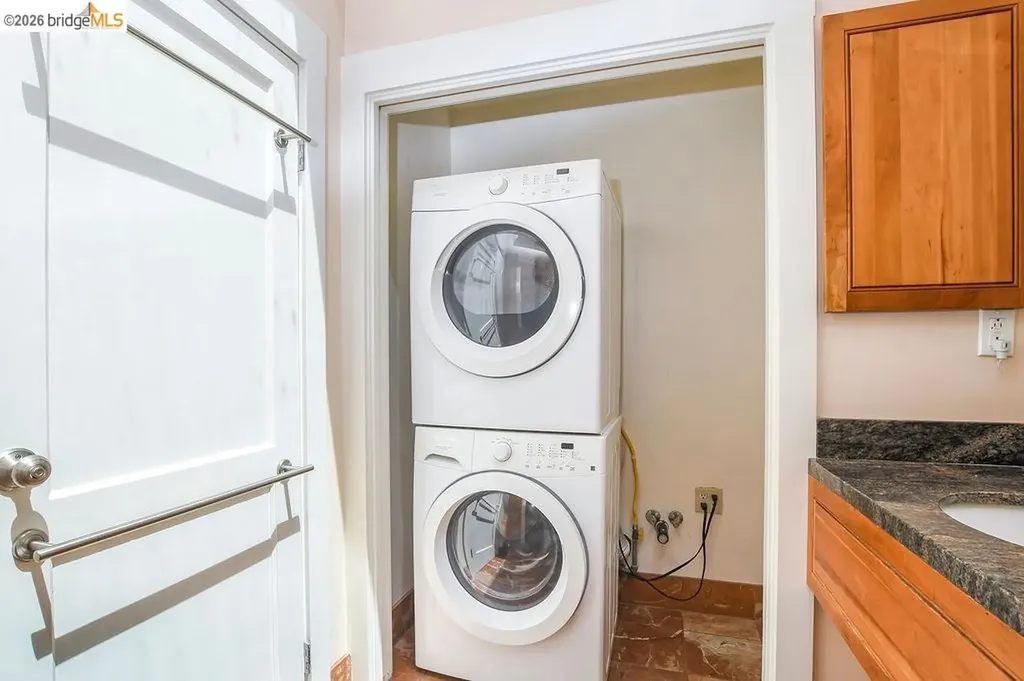 2418 Jefferson Avenue Berkeley CA 94703