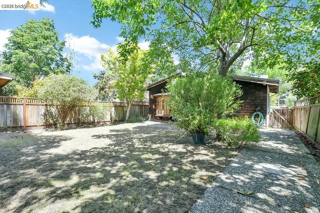 2418 Jefferson Avenue Berkeley CA 94703