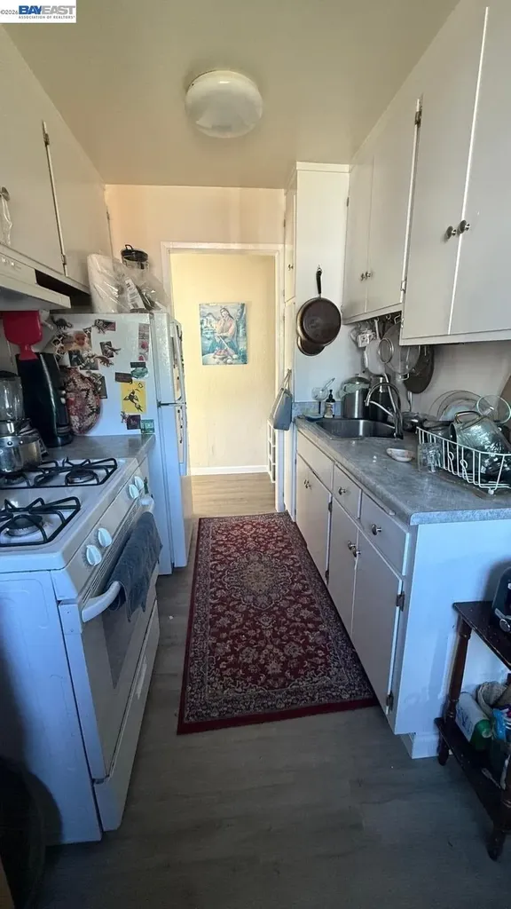 1536 Carleton Street Berkeley CA 94703