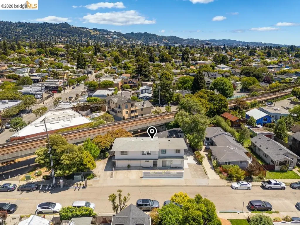 1313 Curtis Street Berkeley CA 94702