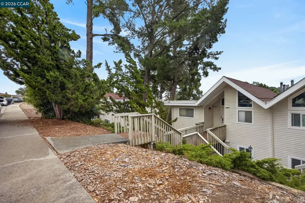 1984 Ascot Drive Moraga CA 94556
