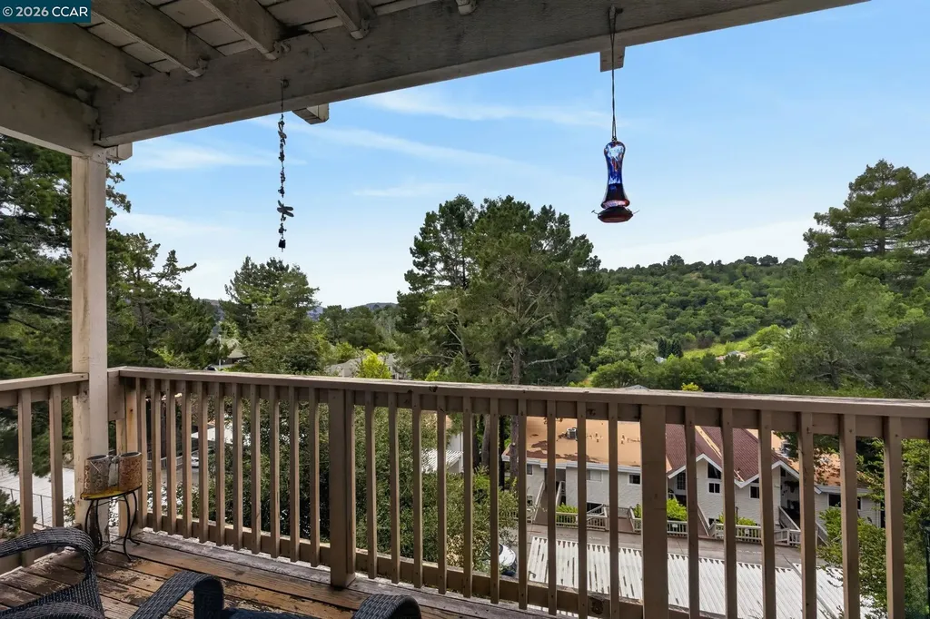 1984 Ascot Drive Moraga CA 94556