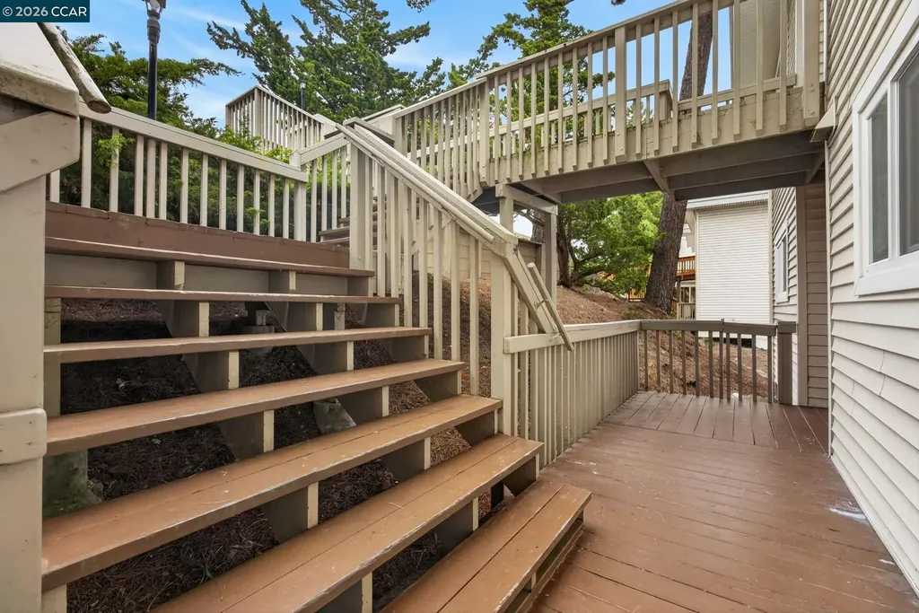 1984 Ascot Drive Moraga CA 94556