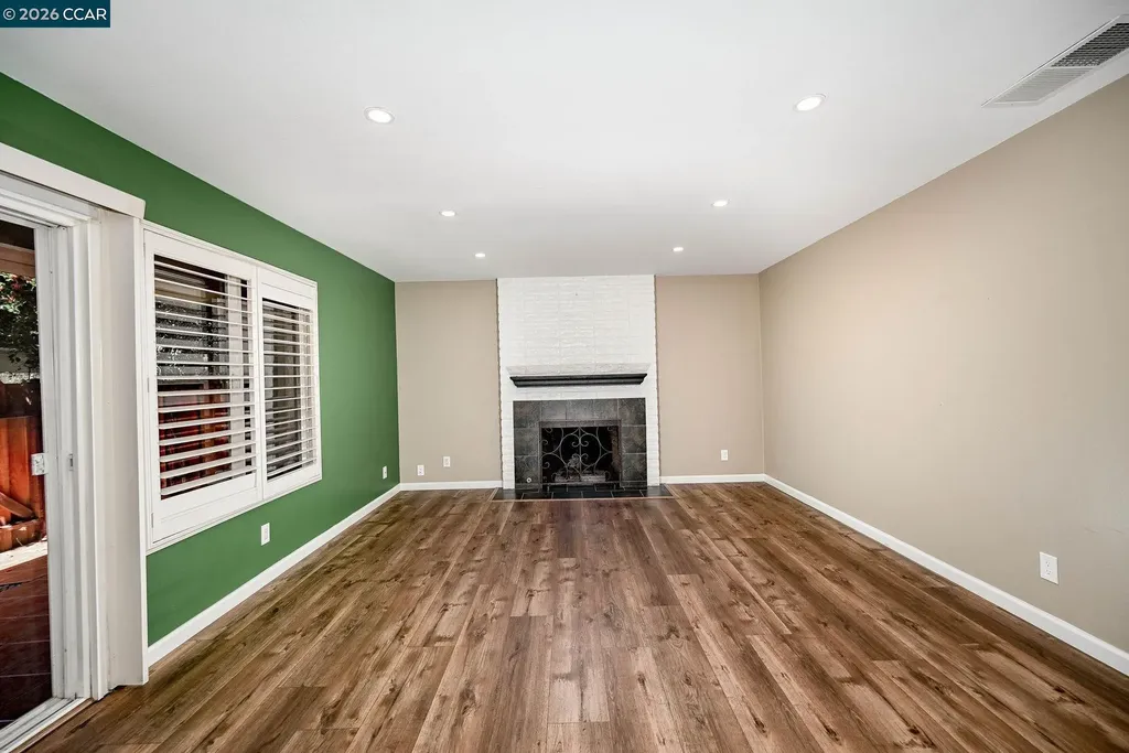 825 Oak Grove Road Concord CA 94518
