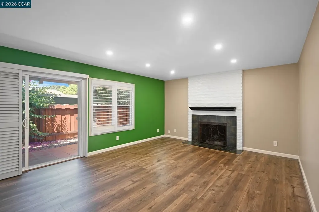 825 Oak Grove Road Concord CA 94518