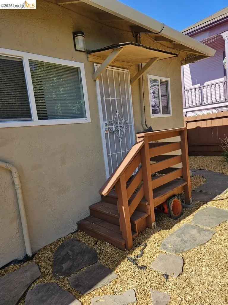 1804 Derby Street Berkeley CA 94703