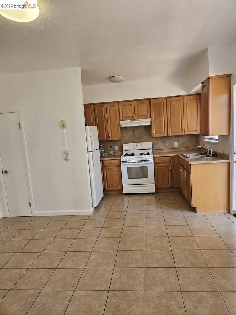 1804 Derby Street Berkeley CA 94703