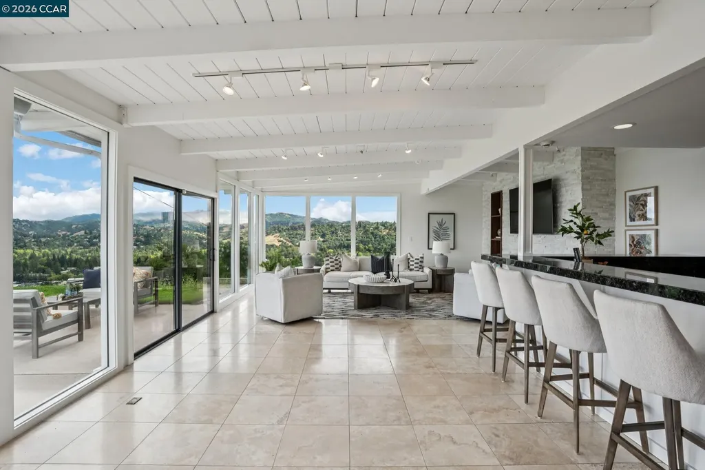 101 Hillcroft Way Walnut Creek CA 94597