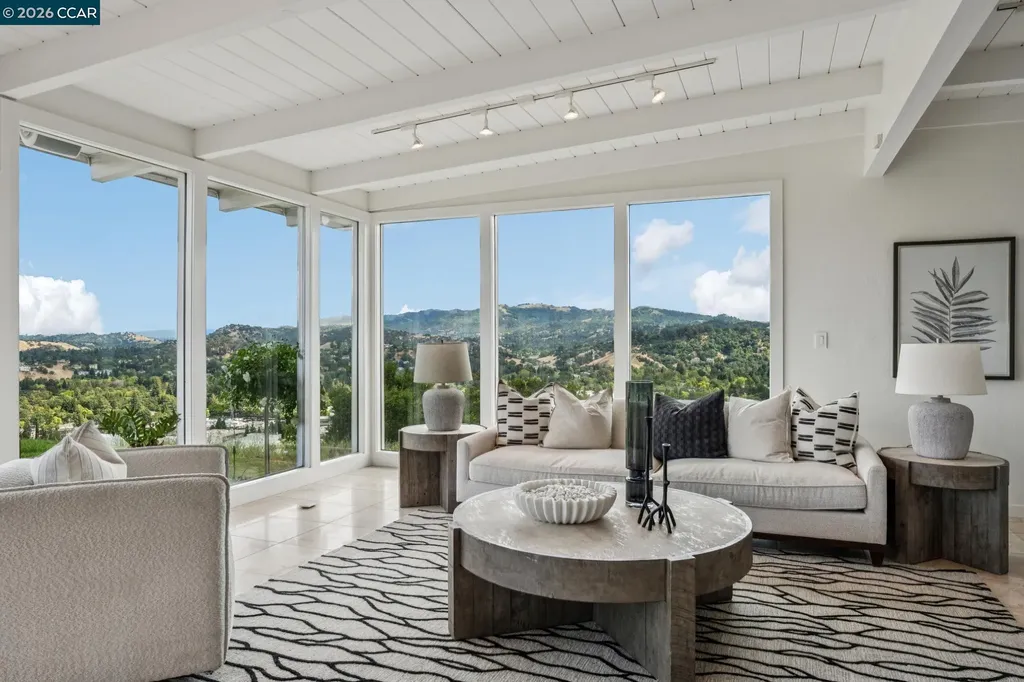 101 Hillcroft Way Walnut Creek CA 94597