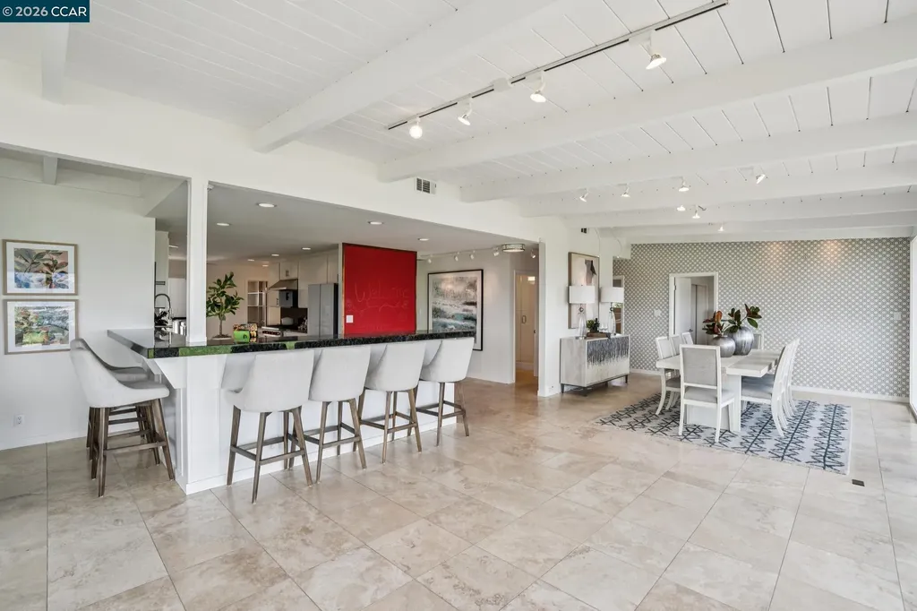 101 Hillcroft Way Walnut Creek CA 94597