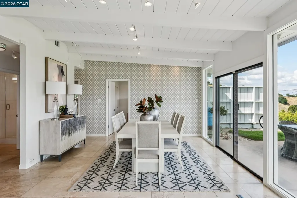 101 Hillcroft Way Walnut Creek CA 94597