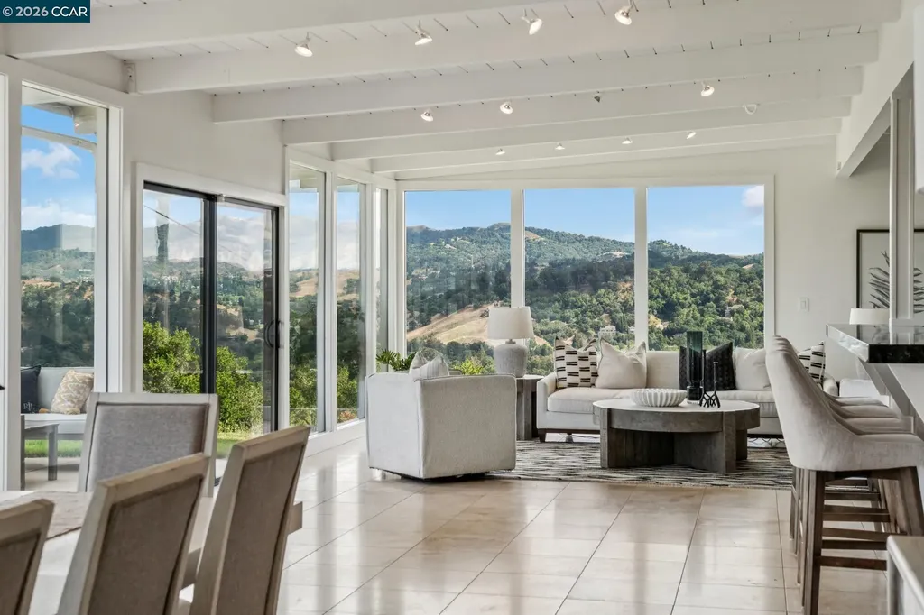 101 Hillcroft Way Walnut Creek CA 94597