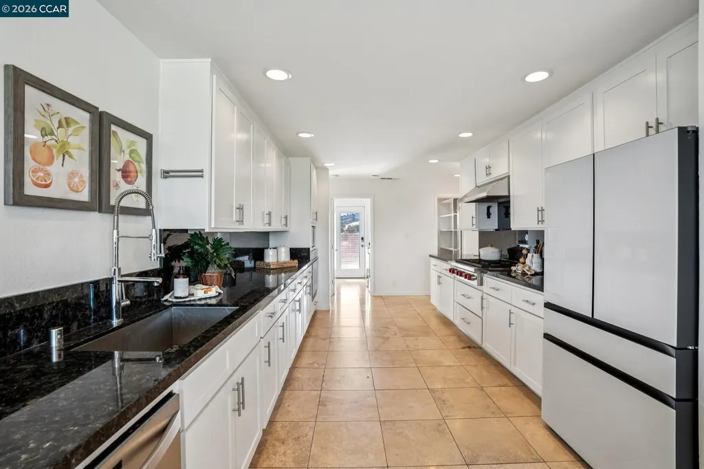 101 Hillcroft Way Walnut Creek CA 94597