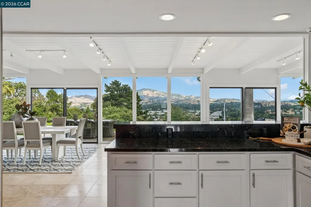 101 Hillcroft Way Walnut Creek CA 94597
