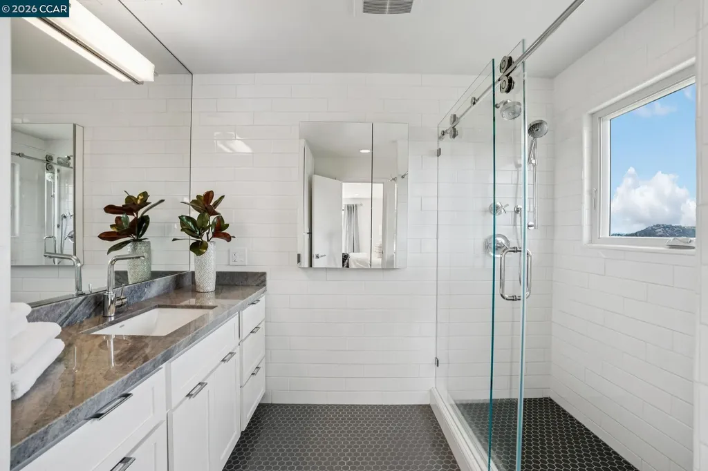 101 Hillcroft Way Walnut Creek CA 94597