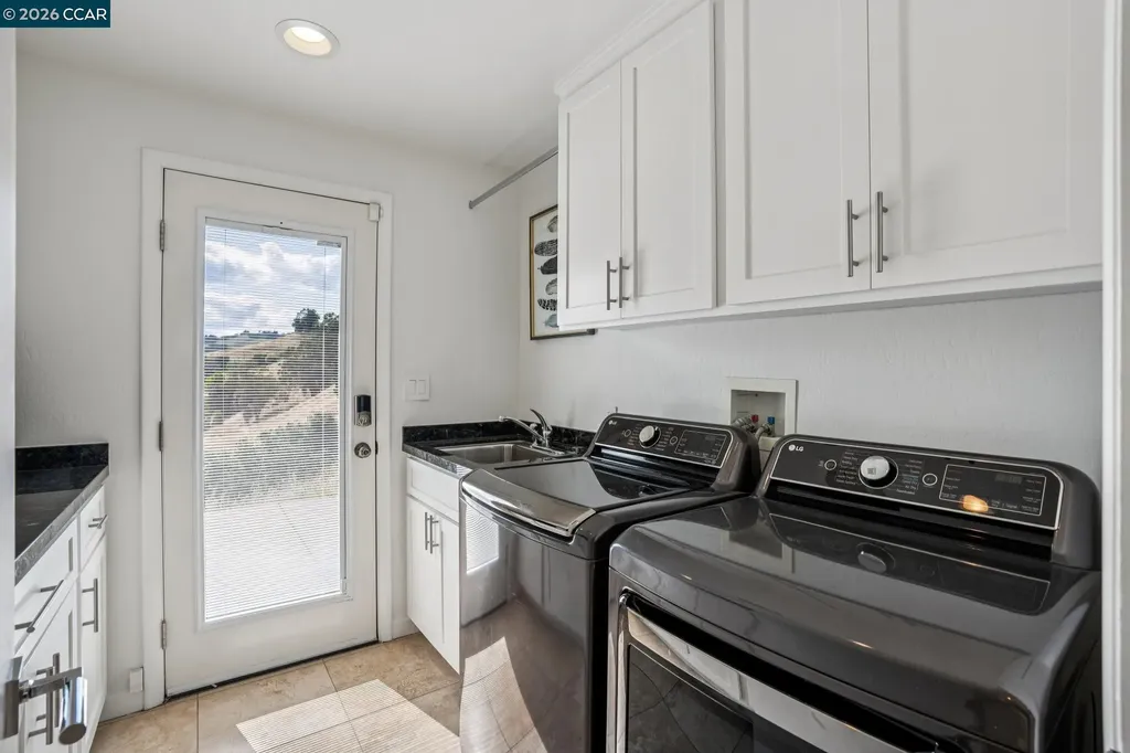 101 Hillcroft Way Walnut Creek CA 94597