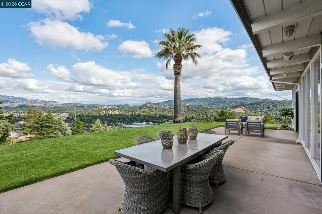101 Hillcroft Way Walnut Creek CA 94597