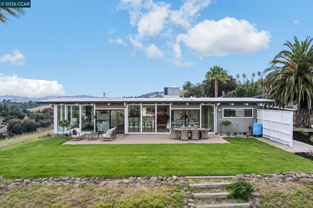 101 Hillcroft Way Walnut Creek CA 94597
