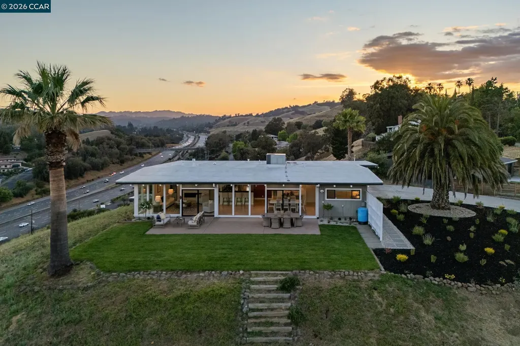 101 Hillcroft Way Walnut Creek CA 94597