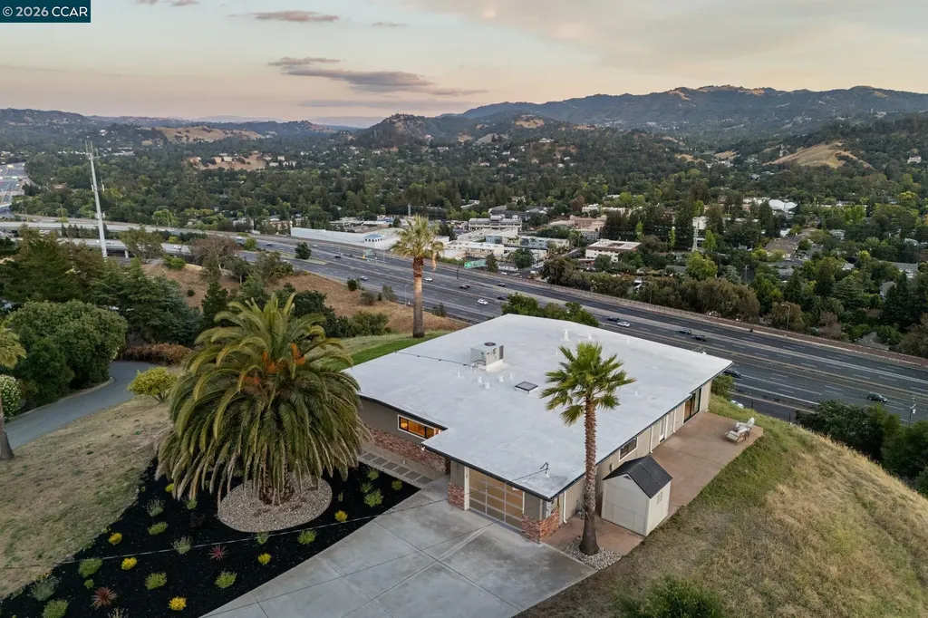 101 Hillcroft Way Walnut Creek CA 94597