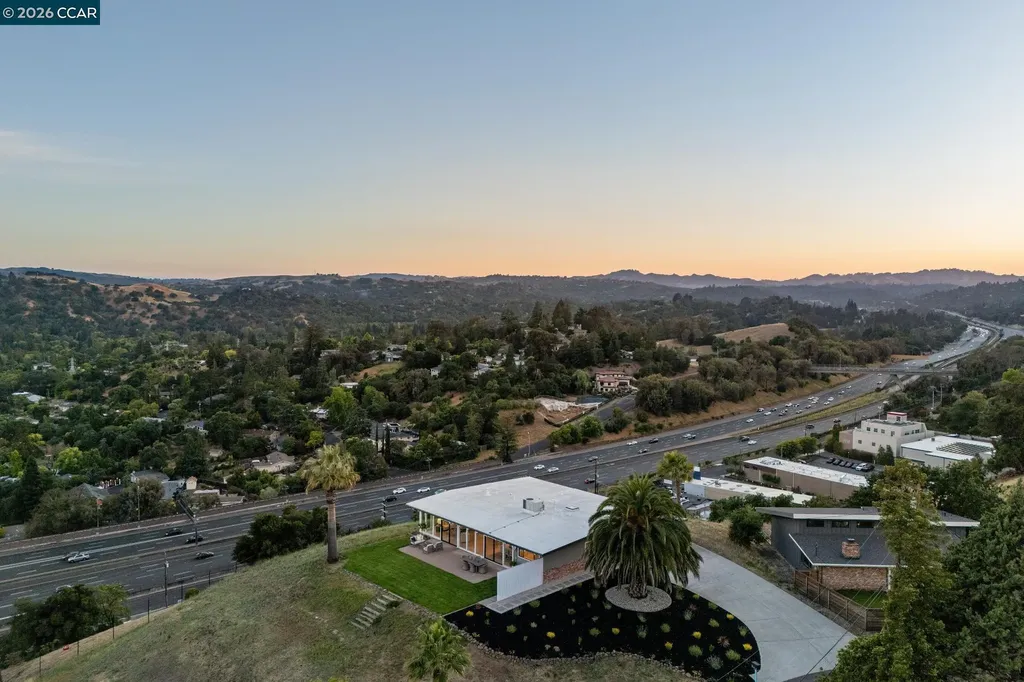 101 Hillcroft Way Walnut Creek CA 94597