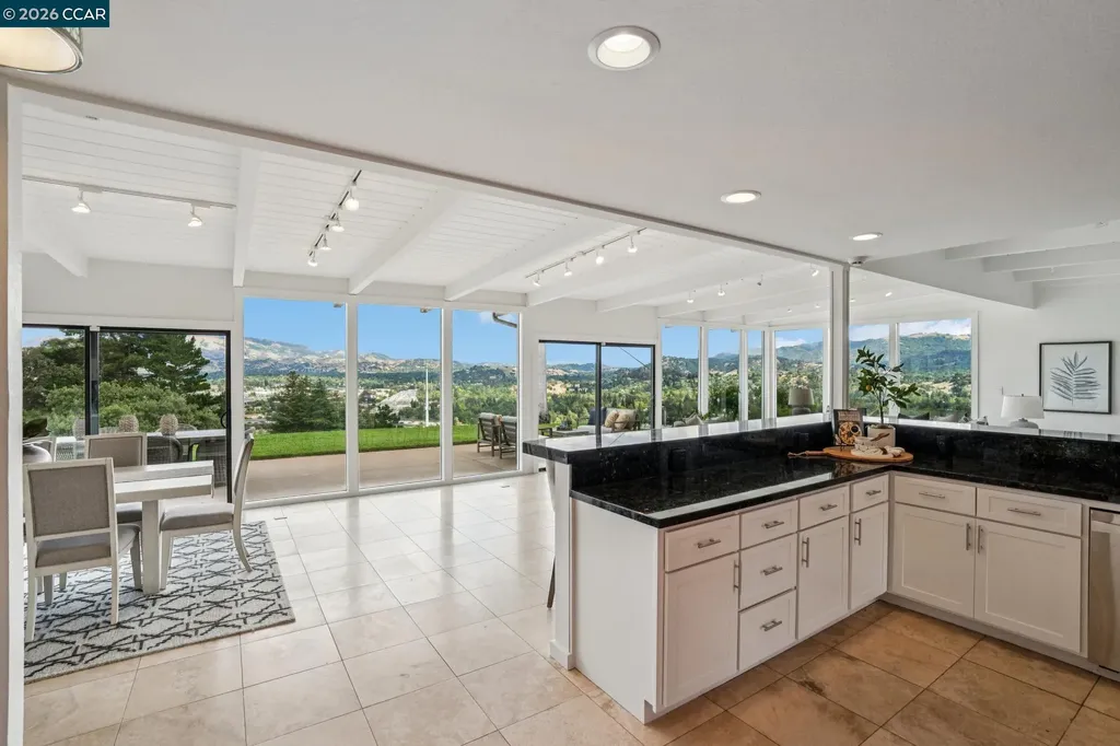 101 Hillcroft Way Walnut Creek CA 94597