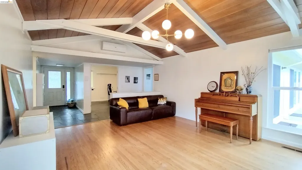 102 Kelobra Court Walnut Creek CA 94598