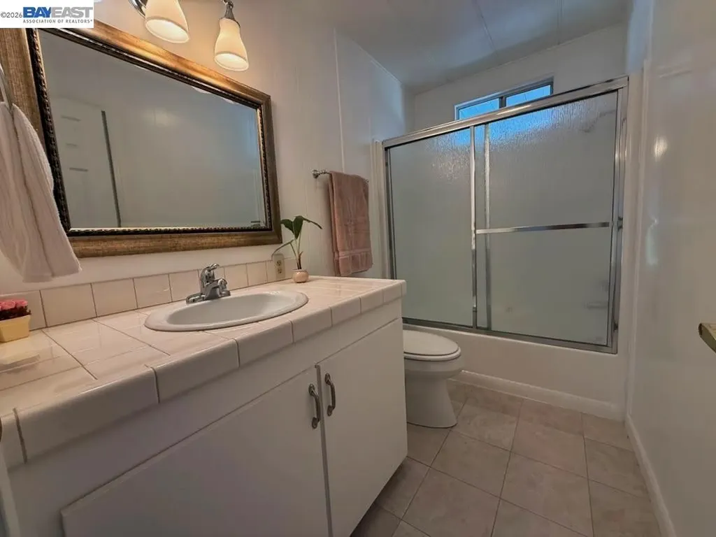 3231 Vineyard Avenue Pleasanton CA 94566