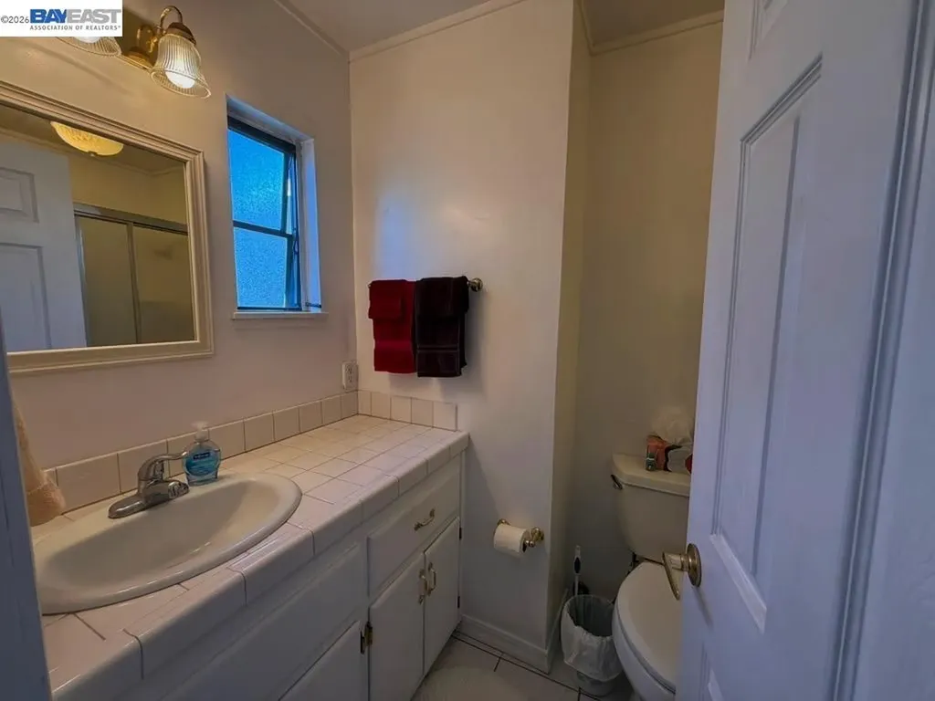 3231 Vineyard Avenue Pleasanton CA 94566